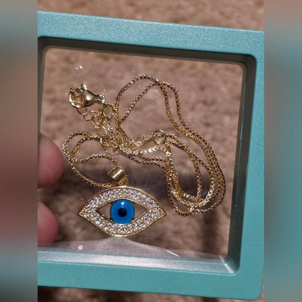 New Evil Eye Gold Necklace Rhinestones Blue Eye Black Pupil Beautiful